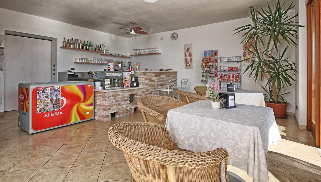 Residence Borgo Dei Limoni - Appartamenti Con Garage Gargnano Extérieur photo