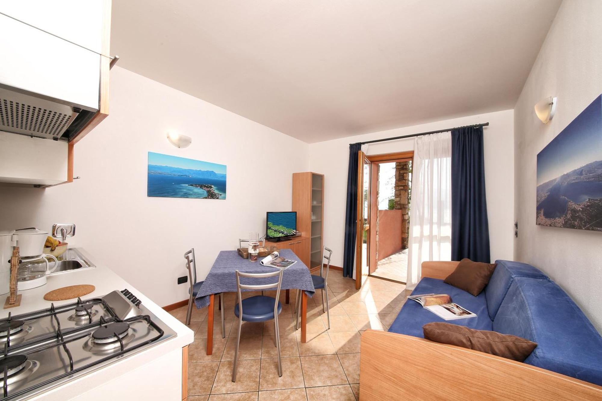 Residence Borgo Dei Limoni - Appartamenti Con Garage Gargnano Extérieur photo